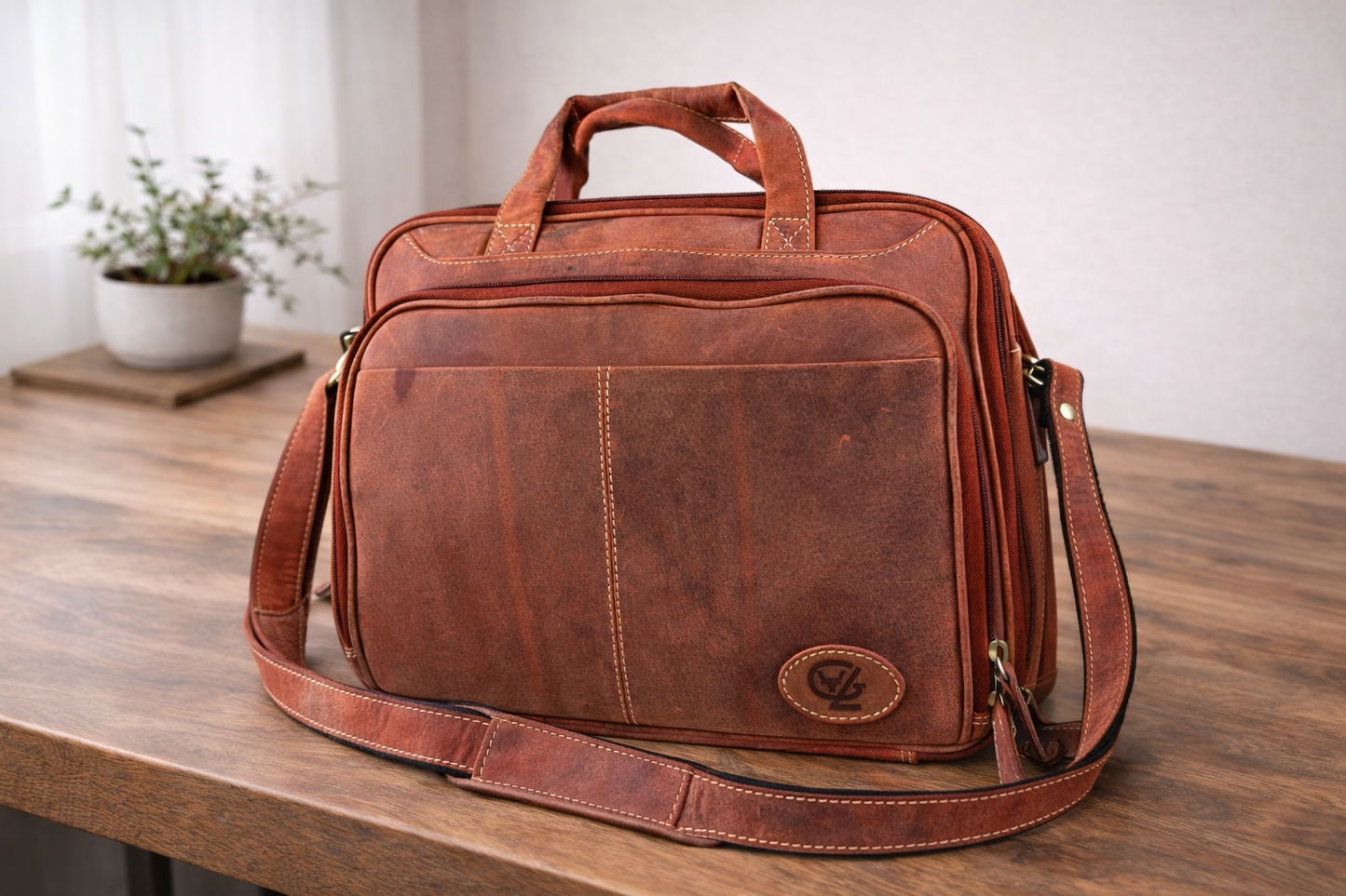 Oskar  - Business & Altagstasche aus Büffelleder