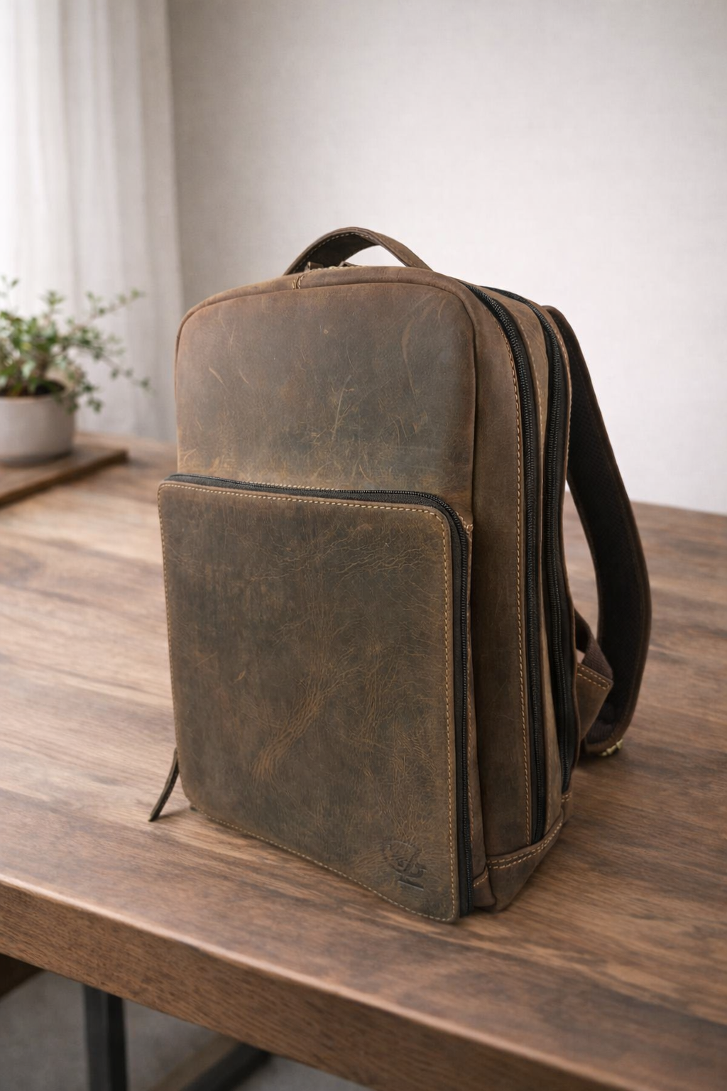 Tilo - Rucksack aus Büffelleder